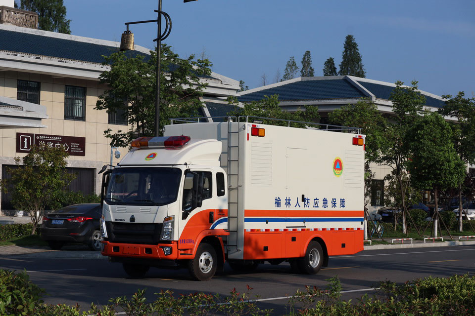 重汽移動電源車