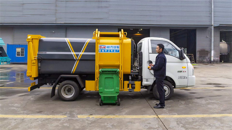 國六凱馬側(cè)裝壓縮垃圾車