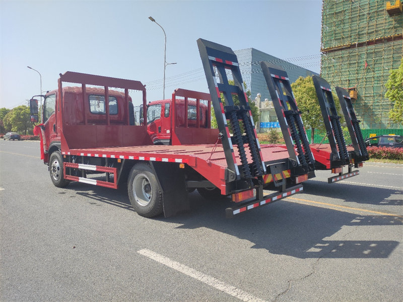 國六陜汽軒德X9平板運(yùn)輸車