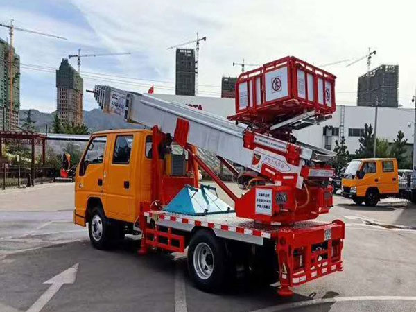 國六32米藍(lán)牌云梯車