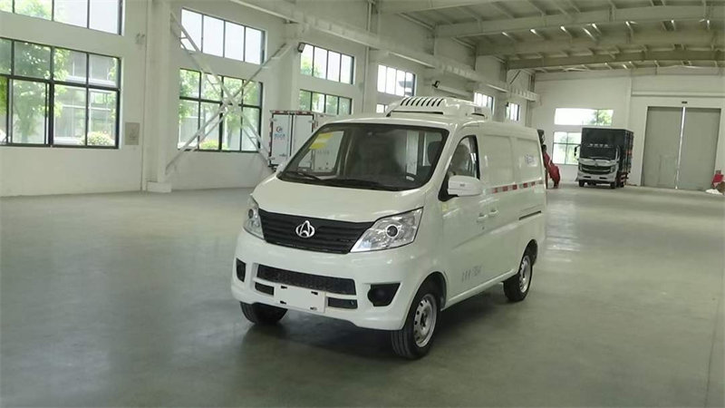 長安星五面包冷藏車