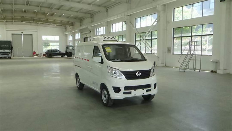長安星五面包冷藏車
