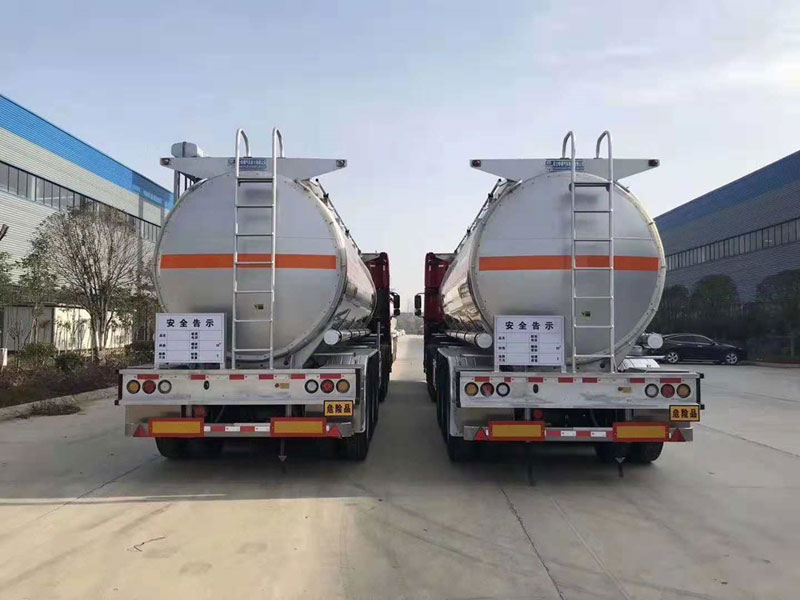 雙氧水（過氧化氫）運輸車