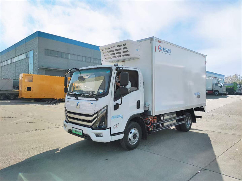 吉利增程式綠牌冷藏車