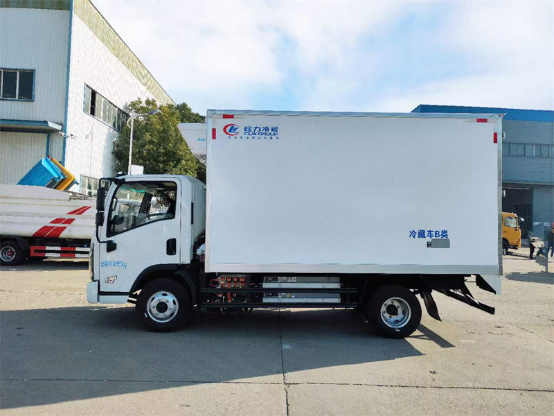 吉利增程式綠牌冷藏車