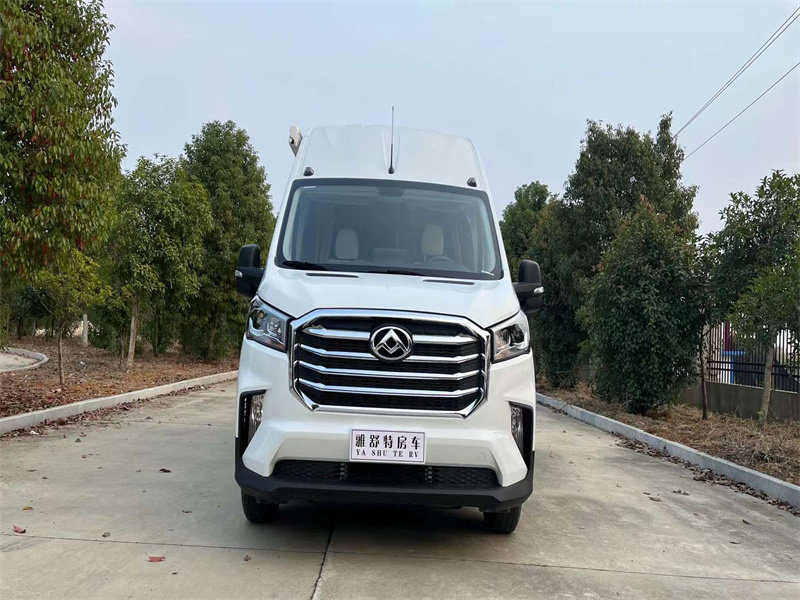 大通V90加長軸超高頂B型房車傲旅雅舒特房車