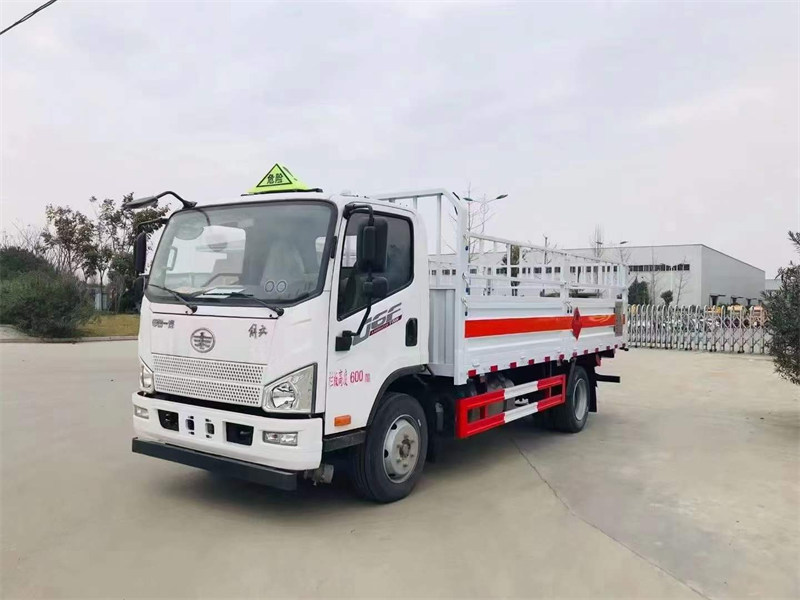 氣瓶運(yùn)輸車(chē)價(jià)格大約多少