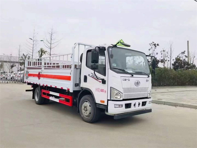 氣瓶運(yùn)輸車(chē)價(jià)格大約多少