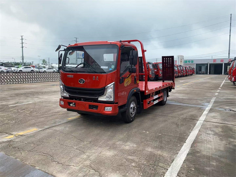 重汽平板車可拉120及以上挖機