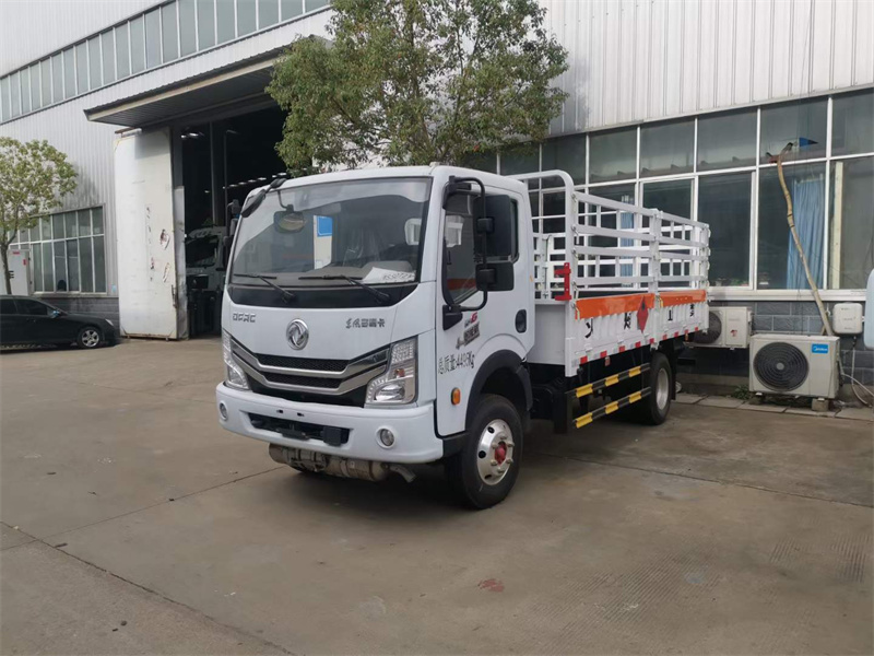 4.2米氣瓶運(yùn)輸車廠家特價