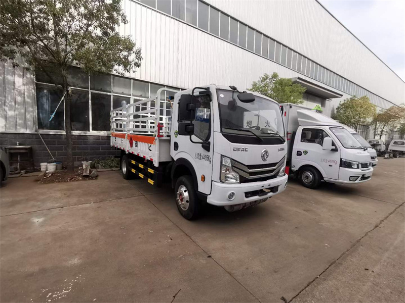 4.2米氣瓶運(yùn)輸車廠家特價