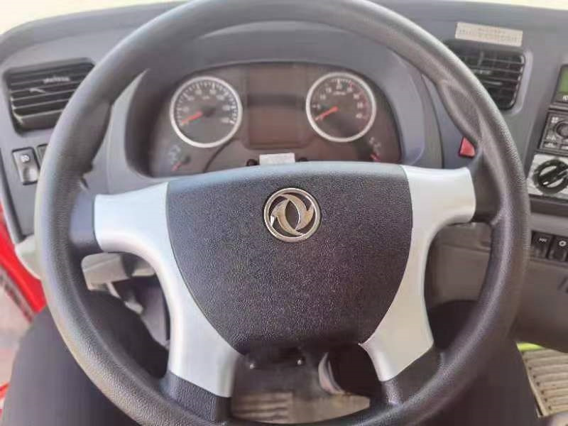 福瑞卡平板運(yùn)輸車可分期