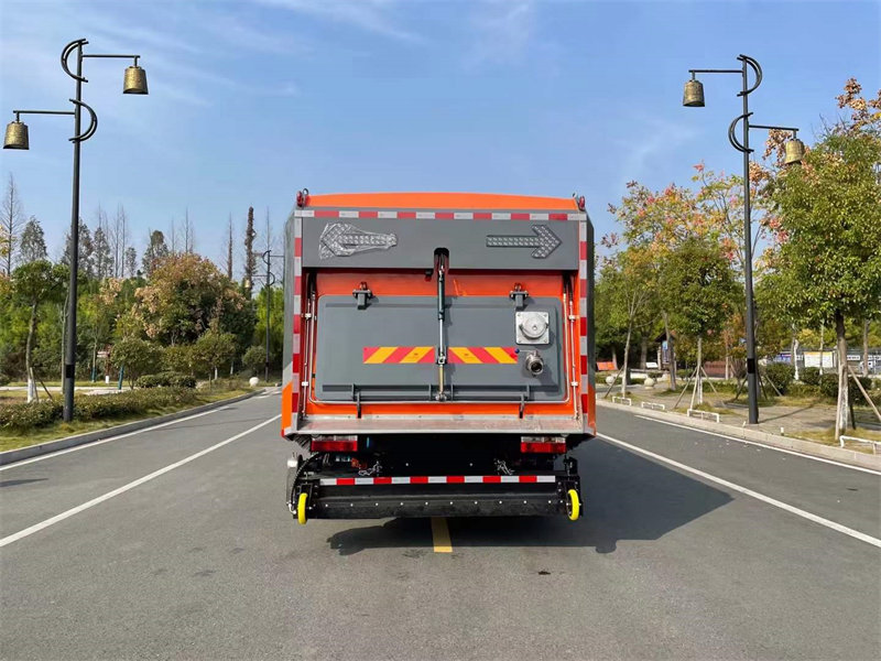 國六東風(fēng)D9吸塵車多少錢