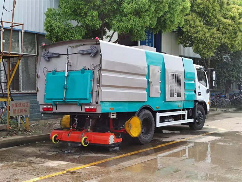 東風(fēng)天錦吸塵車多少錢
