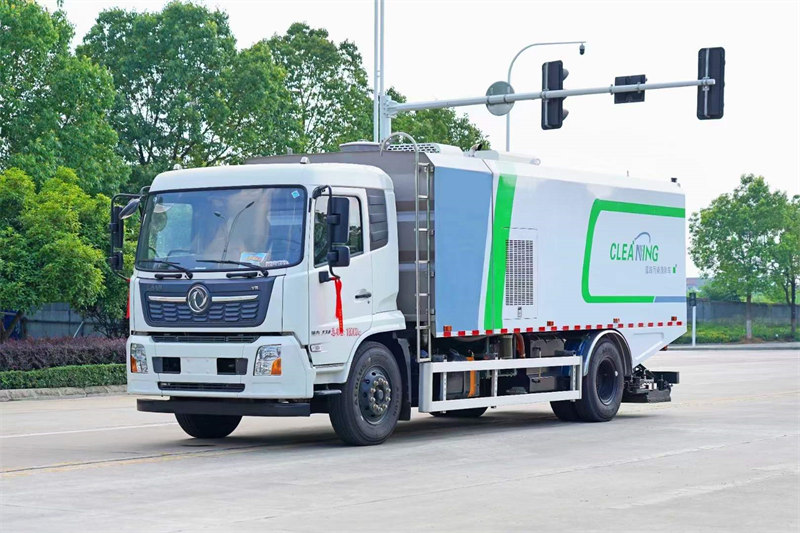 東風(fēng)天錦道路污染清除車(chē)廠家特賣(mài)