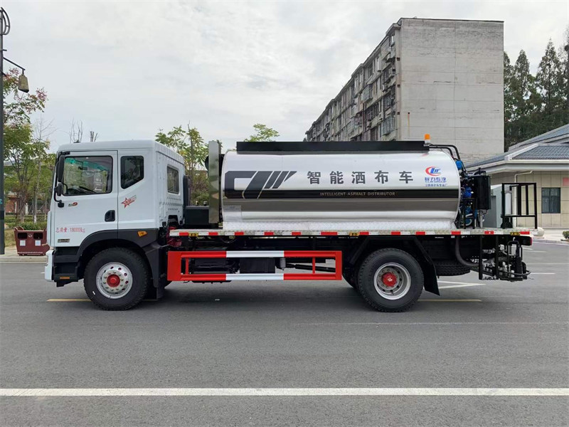 10方東風D9瀝青灑布車230馬力