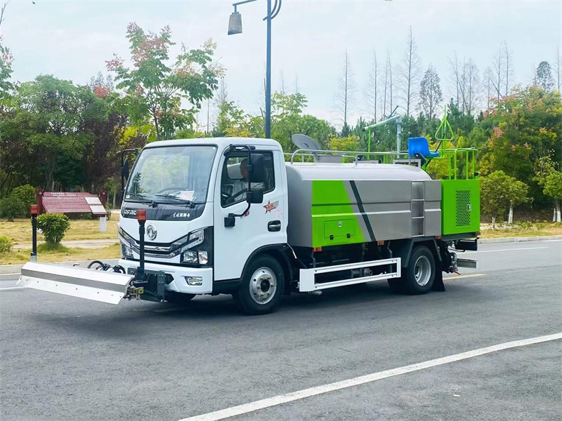 小多利卡路面清洗車性價高