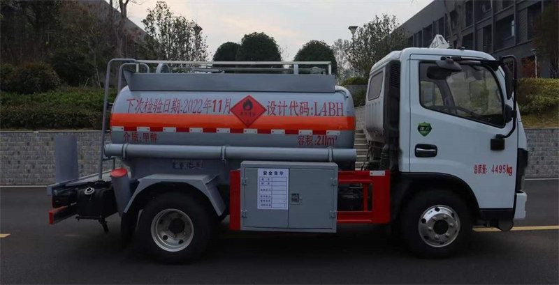 東風多利卡藍牌甲醇車性價高