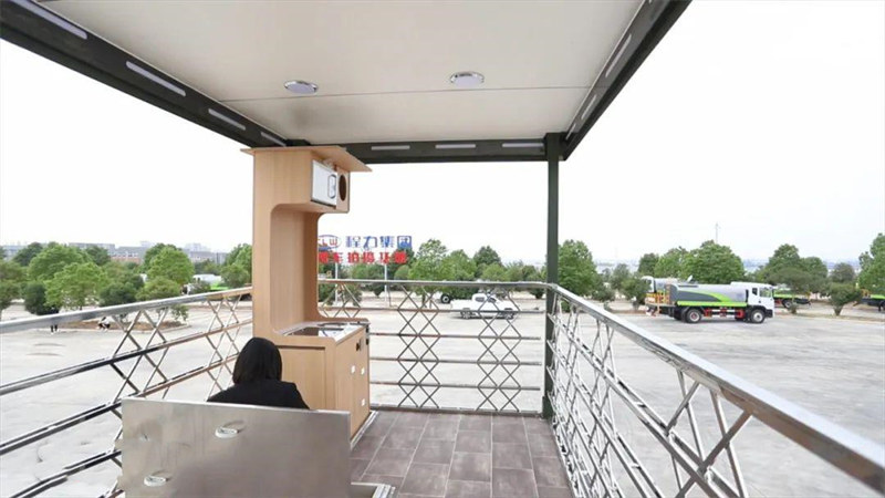 程力傲旅五十鈴700P四驅(qū)越野升頂房車