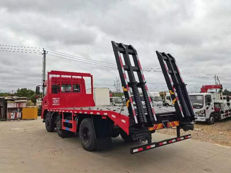 前四后四平板運(yùn)輸車極具性價(jià)比