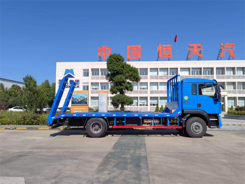 重汽豪沃國(guó)六平板車(chē)價(jià)格15.4萬(wàn)