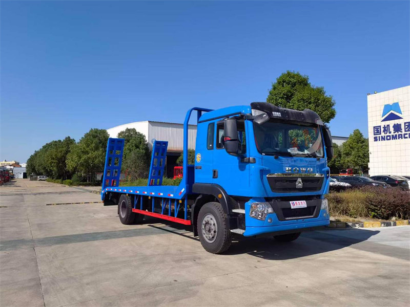 重汽豪沃國(guó)六平板車(chē)價(jià)格15.4萬(wàn)