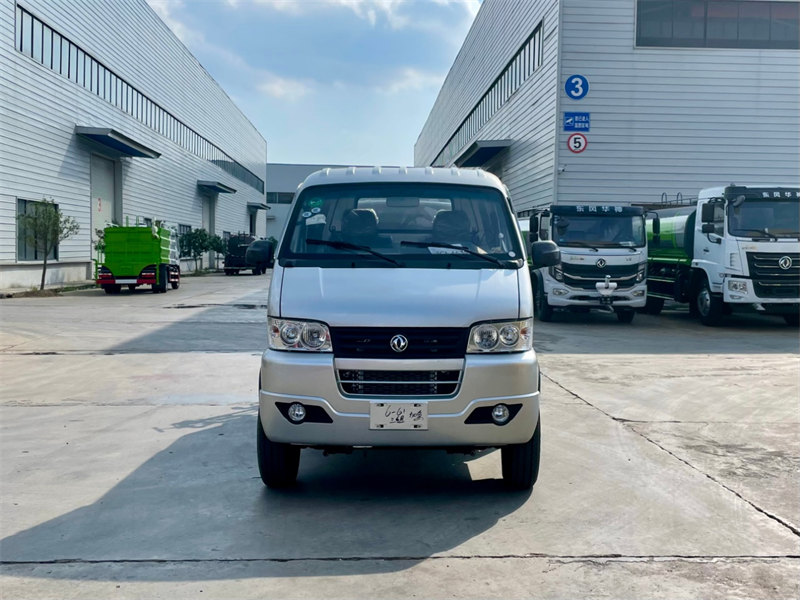 東風(fēng)小霸王2.5方防疫消毒車招標(biāo)利器
