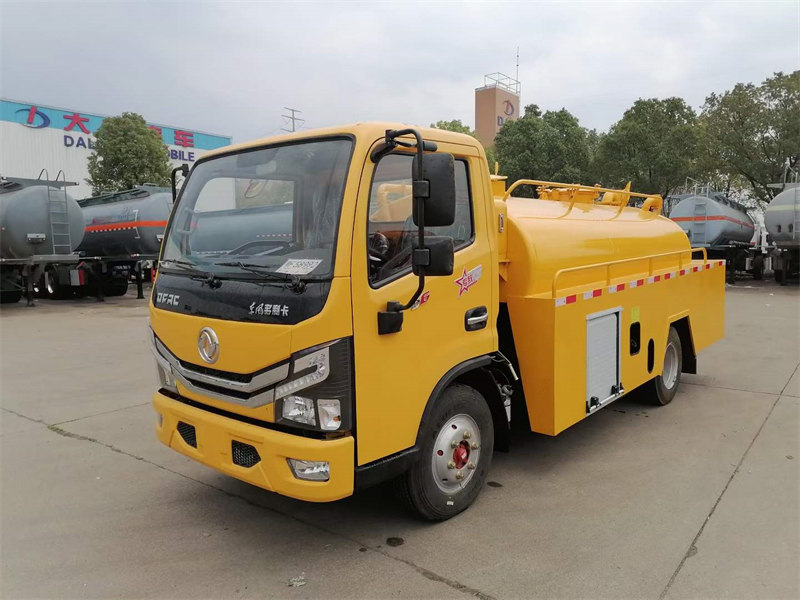 藍(lán)牌清洗吸糞車直沖底價