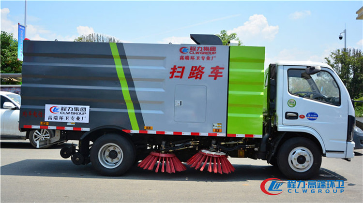 國六東風(fēng)多利卡D6掃路車（1.5水/4塵）