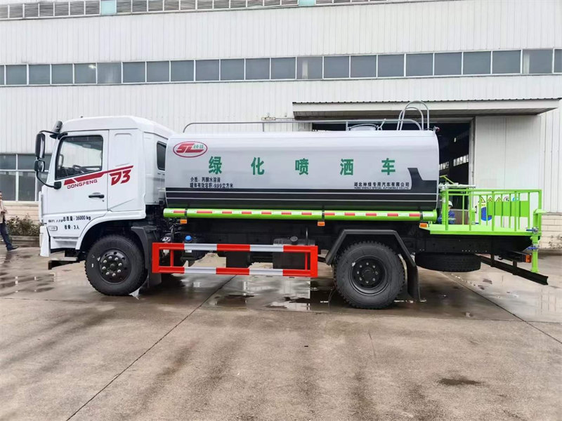 12方東風專底D3灑水車大量供應
