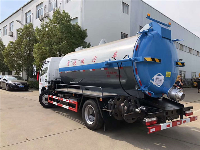 東風(fēng)8方一體罐清洗吸污車