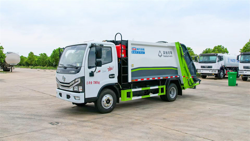 東風小多利卡6方壓縮式垃圾車結(jié)實耐用