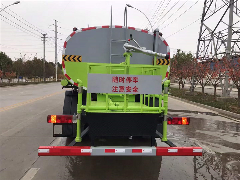 解放J6國六15方灑水車底價促銷