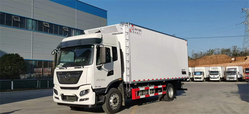 國(guó)六東風(fēng)天錦KR冷藏車260馬力