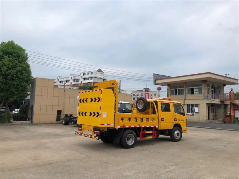 東風D6藍牌防撞緩沖車報價便宜