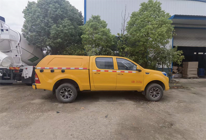 福田皮卡清洗車現(xiàn)車一臺