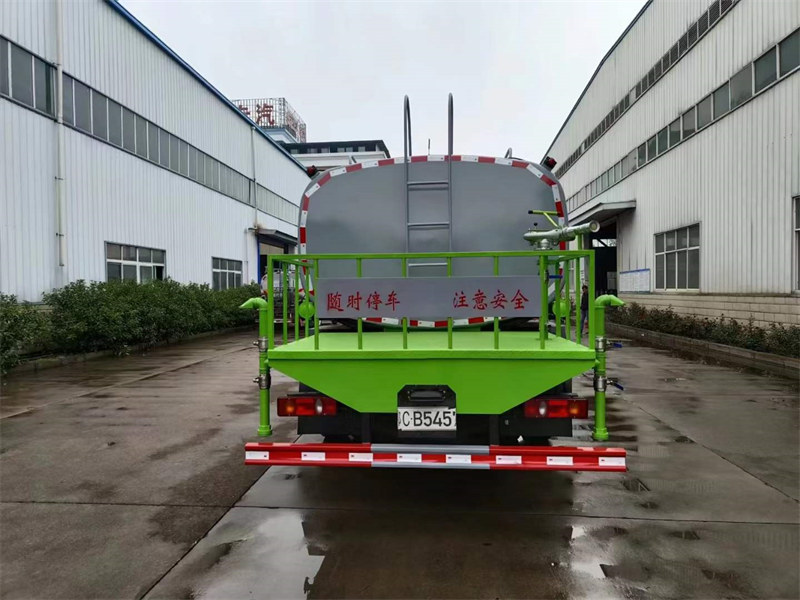 后雙橋綠化灑水車(chē)多少錢(qián)一輛