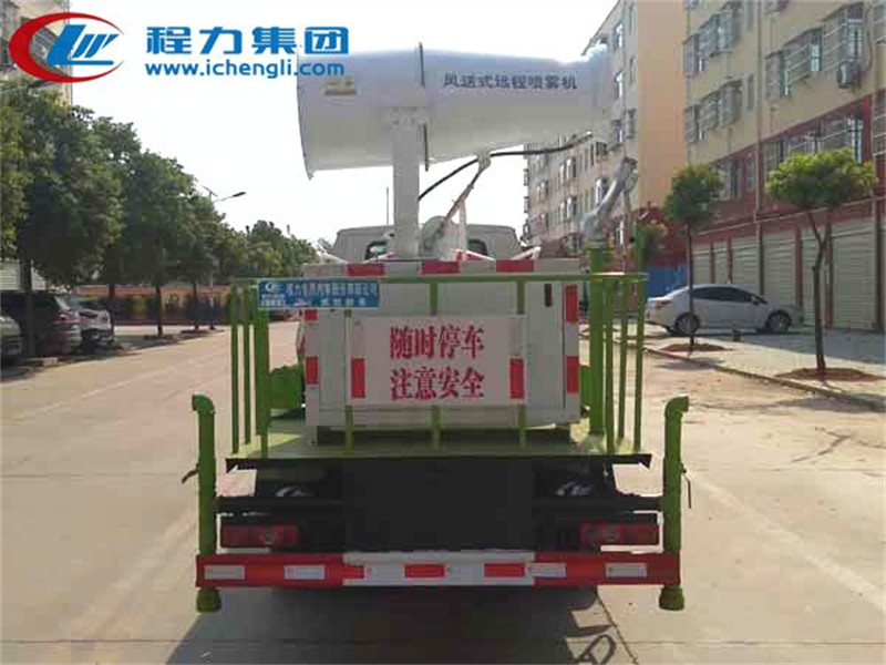3噸國六凱馬灑水車配置