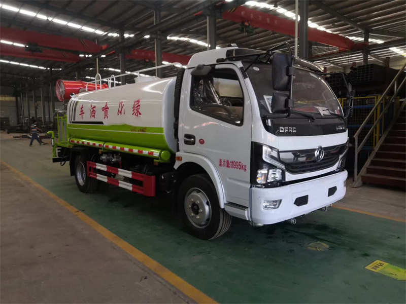 國(guó)六灑水車東風(fēng)K7底價(jià)來襲