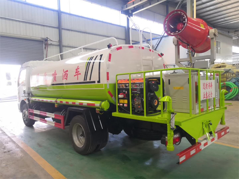 國(guó)六灑水車東風(fēng)K7底價(jià)來襲