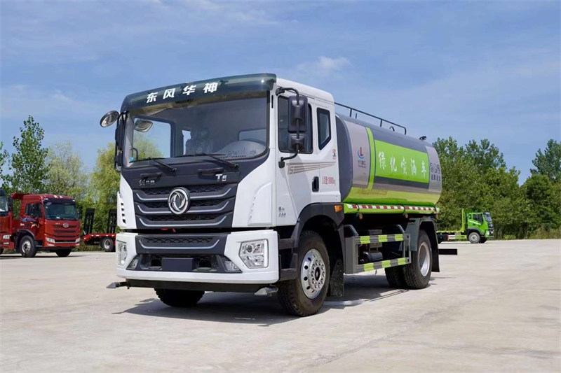 14方綠化噴灑車東風華神開春優(yōu)惠