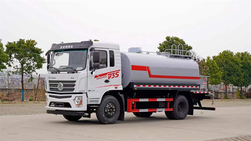 東風(fēng)D3灑水車廠家報(bào)價(jià)