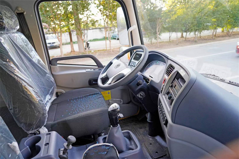 天錦?15方清洗污吸?車康明斯230馬力