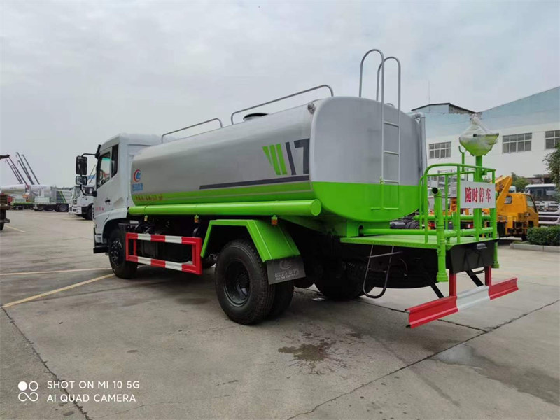 東風(fēng)K6灑水車大量現(xiàn)車驚喜價