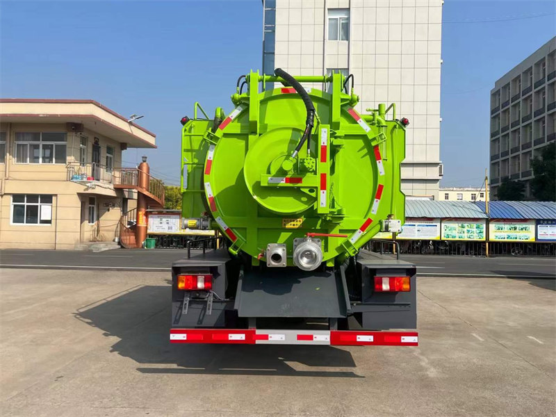 12.5方清洗吸污車(chē)價(jià)格優(yōu)
