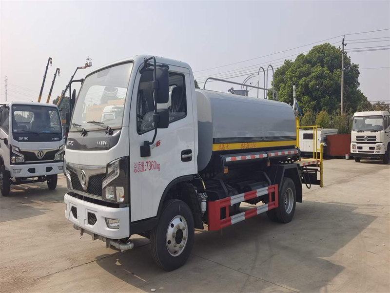 東風(fēng)福瑞卡F6灑水車公告樣車特價(jià)
