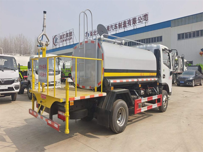 東風(fēng)福瑞卡F6灑水車公告樣車特價(jià)