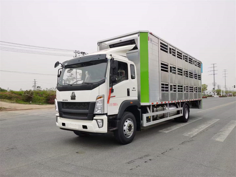 重汽豪沃G5X畜禽車源頭廠家直銷
