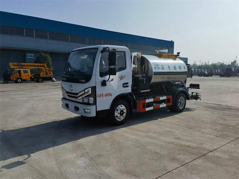 東風D6藍牌瀝青灑布車C證可駕駛