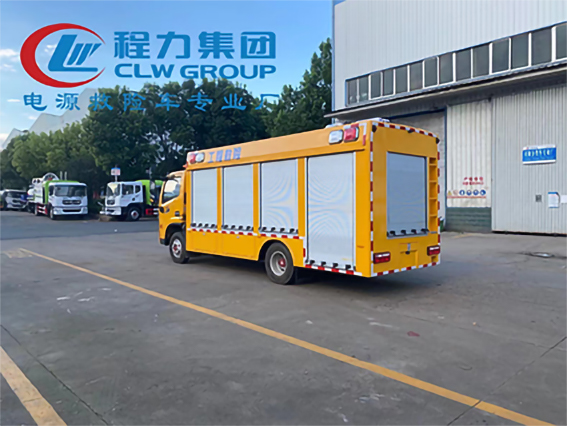 東風(fēng)多利卡D7排水救險(xiǎn)車